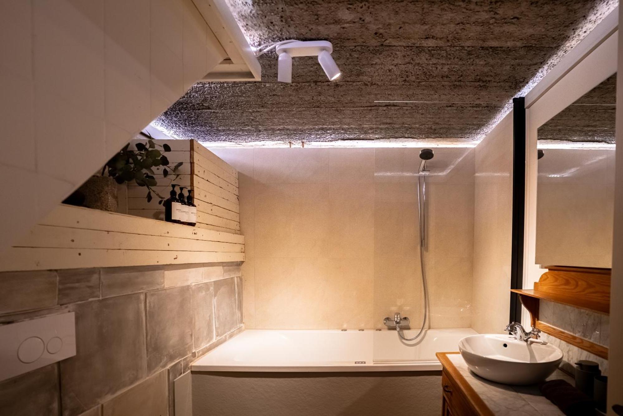 Maas Suites 라나켄 외부 사진